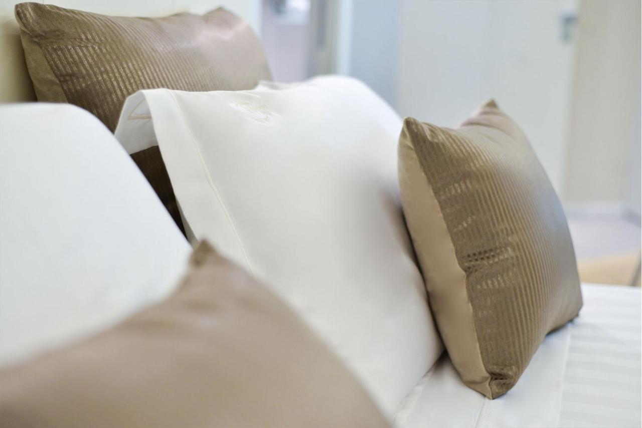 Eleira Luxury Accomodations Barolo Eksteriør bilde